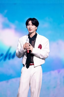 LEETEUK และ HEECHUL ถ่ายทอดสายใยมิตรภาพในฐานะ 'SUPER JUNIOR-83z' ผ่านแฟนคอนครั้งแรกในประเทศไทย "2026 SUPER JUNIOR-83z FANCON TOUR [1983] in BANGKOK"